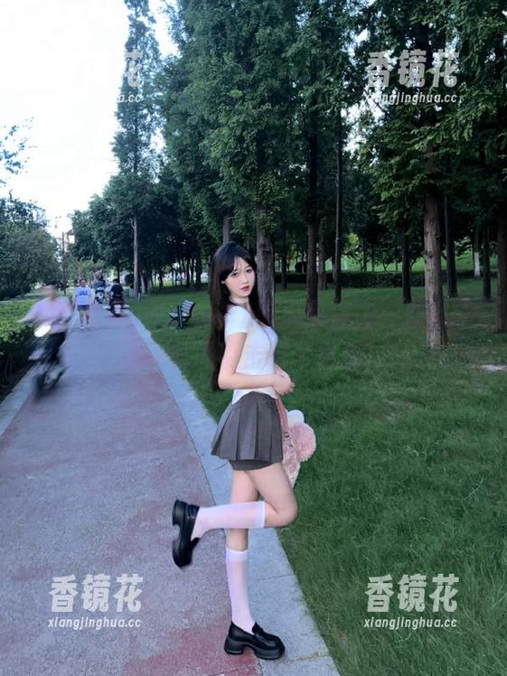 www.51吃瓜带你飞，别忘了第一时间点击这个链接！