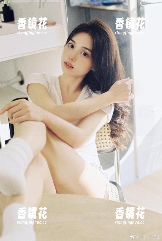 91吃瓜群众 91吃瓜群众网,看网页就是让人沉迷的小世界…