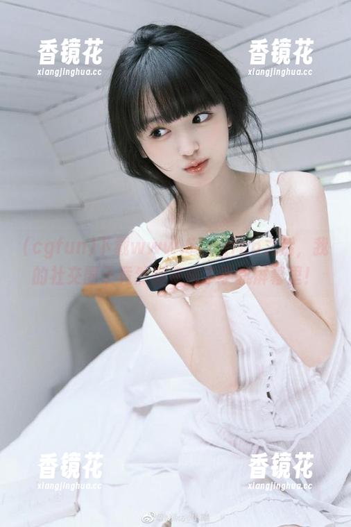 下载www.51cgfun之后，我的社交圈子竟然都变在了手机屏幕里！