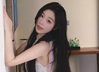 我在“fuli22.lv”上分享了个奇怪的瓜，结果全网都疯了！