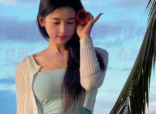 登录后，终于可以在qq吃瓜群里“悠闲”地看八卦了，心态跟吃西瓜似的～