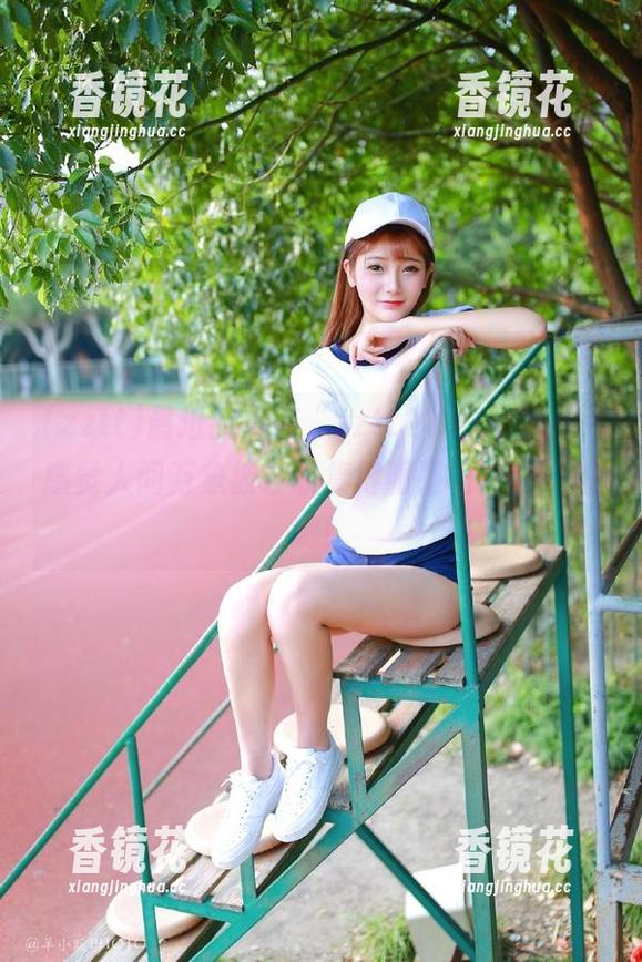 最近我只在“zztt21”app上，感觉人间万象被它收集得服服帖帖的，哦哟！