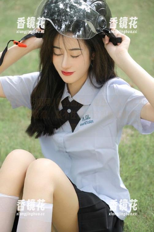 看到的瓜一边往“人人吃瓜网”里收藏，忍不住想说这瓜也太饱满了吧。