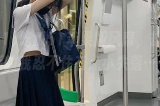 吃瓜51苹果版风靡，却让网页版的我忍不住有点小失落……