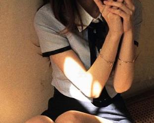 吃瓜911的视频，仿佛能传来现场的喧闹声，真想现场嗑瓜子