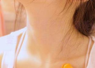 下载扒哥黑料，真能让你火速变身‘背后小天使’？