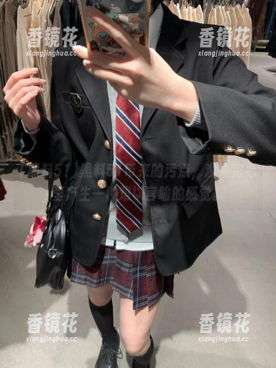黑料51 黑料51带来的污点,观看完心里产生一种难以言喻的感觉。