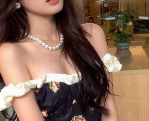 zzzttt黑料不打烊网站：怎么感觉像是在排队进夜店啊，越想进越进不去？