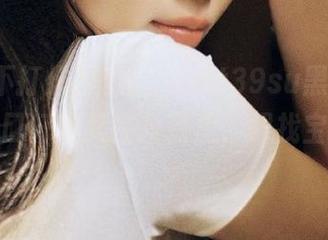 别急，zztt39su黑料不打烊的入口好像藏在角落里，跟找宝藏似的。