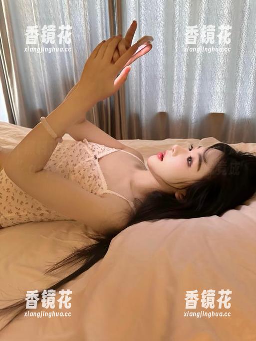 黑料正能量不打烊 “黑料正能量不打烊”app中的黑暗反转,回家路的座椅竟成摊位!