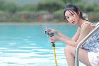 “黑料网曝”的链接能让人消失的瓜，快来试试！